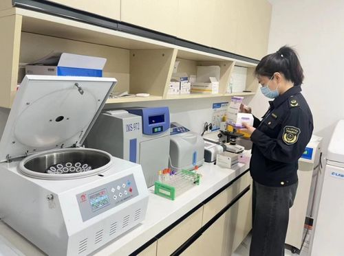 安徽某市大力開展過期藥品及醫(yī)療器械專項(xiàng)大檢查